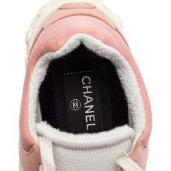 مملوكة مسبقًا حذاء رياضي شانيل ساتان وشبكة وجلد وردي/أبيض مقاس 38.5