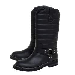 مملوكة مسبقًا Chanel Black Leather Star Harness CC Mid Calf Boots Size 39