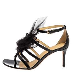 مملوكة مسبقًا Chanel Black Patent Leather And Mesh Camellia Ankle Strap Sandals Size 37