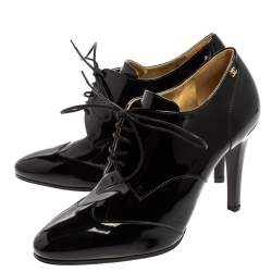 Chanel Black Patent Leather CC Lace Up Derby Booties Size 37