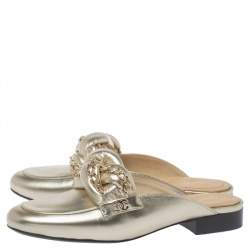 مملوكة مسبقًا Chanel Metallic Gold Leather Chain Detail CC Flat Mules Size 37