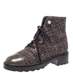 Chanel Multicolor Tweed And Patent Leather CC Cap Toe Pearl Embellished Combat Ankle Boots Size 40