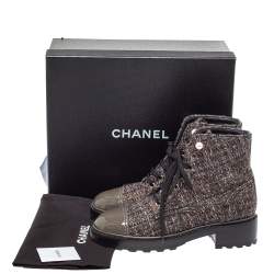 Chanel Multicolor Tweed And Patent Leather CC Cap Toe Pearl Embellished Combat Ankle Boots Size 40