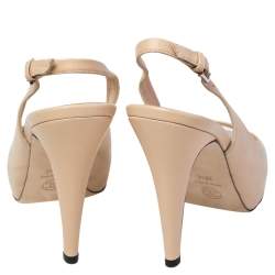 Pre Owned Chanel Beige Leather CC Peep Toe Platform Slingback Sandals Size 38.5