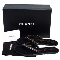 مملوكة مسبقًا Chanel Black Leather Chain Link Flip Flop Flats Size 38
