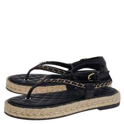 مملوكة مسبقًا Chanel Black Leather CC Chain Link Thong Flat Ankle Strap Espadrille Sandals Size 38