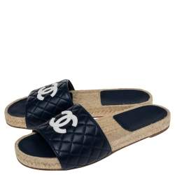 Pre Owned Chanel Navy Blue Leather Embellished CC Flat Espadrille Slides Size 40