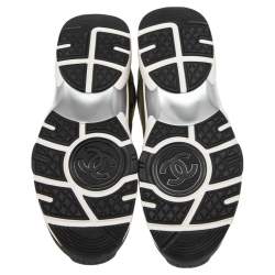 Pre Owned حذاء رياضي شانيل رباط علوي سويدي متعدد الألوان مقاس 38