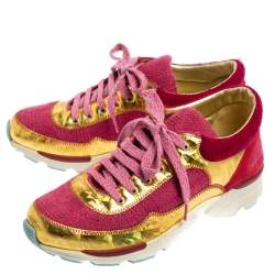 Pre Owned حذاء رياضي شانيل سي سي جلد وتويد ذهبي/ وردي مقاس 36