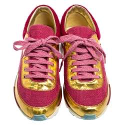 Pre Owned حذاء رياضي شانيل سي سي جلد وتويد ذهبي/ وردي مقاس 36