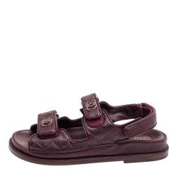 مملوكة مسبقًا Chanel Burgundy Quilted Leather CC Velcro Flat Sandals Size 38