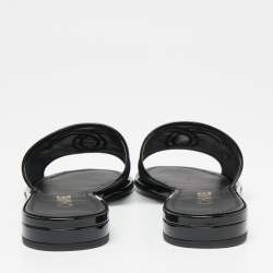 Pre Owned حذاء فلات سلايدز شانيل جلد لامع وشبك أسود بشعار سي سي مقاس 37