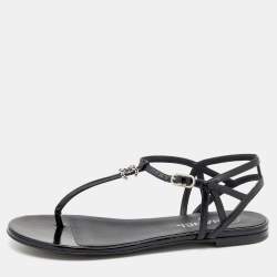 Chanel Black Patent Leather Embellished CC Thong Flat Sandals Size 40 Chanel