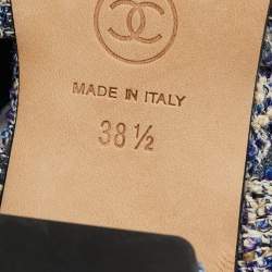 Pre Owned Chanel Blue/White Tweed and Leather CC Turn Lock Strappy Slingback Sandals Size 38.5