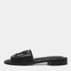 مملوكة مسبقًا Chanel Black Leather CC Flat Slides Size 39