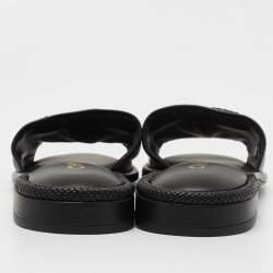 مملوكة مسبقًا Chanel Black Leather CC Flat Slides Size 39