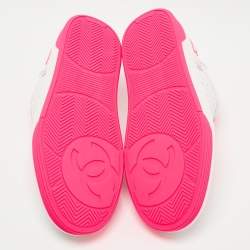 Pre Owned Chanel White/Pink Leather 22P Trainer Sneakers Size 39.5