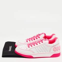 Pre Owned Chanel White/Pink Leather 22P Trainer Sneakers Size 39.5