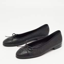مملوكة مسبقًا Chanel Black Leather CC Bow Ballet Flats Size 38
