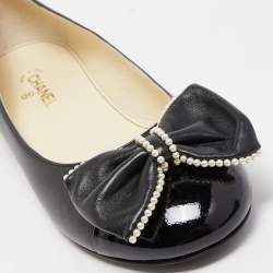Pre Owned Chanel Black Leather Pearl Embellished Bow CC Cap Toe Ballet Flats Size 37