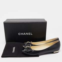 Pre Owned Chanel Black Leather Pearl Embellished Bow CC Cap Toe Ballet Flats Size 37