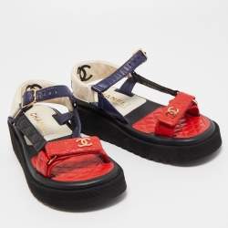 مملوكة مسبقًا Chanel Multicolor Quilted Leather CC Sandals Size 37.5