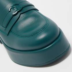 Pre Owned Chanel Dark Green Leather CC Platform Loafers Size 39