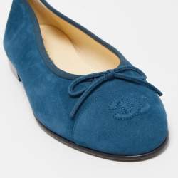 Chanel Blue Suede CC Cap Top  Ballet Flats Size 40