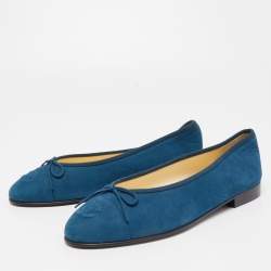 Chanel Blue Suede CC Cap Top  Ballet Flats Size 40