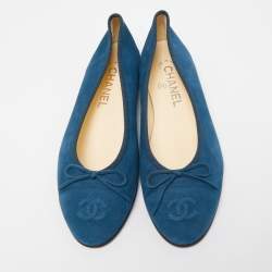 Chanel Blue Suede CC Cap Top  Ballet Flats Size 40