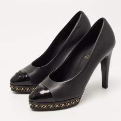 Pre Owned Chanel Black Leather CC Cap Toe Pumps Size 35