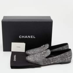 Pre Owned Chanel Silver Glitter CC Logo Smoking Slippers Size 39