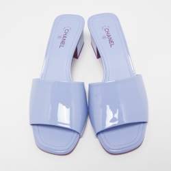 Chanel Blue Patent Leather CC Block Heel Slide Sandals Size 38