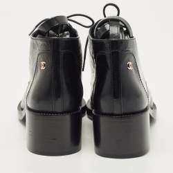 Chanel Black Black Leather Ankle Boots Size 38