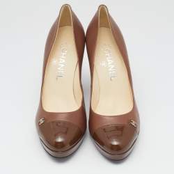 Pre Owned Chanel Brown Leather and Patent Cap Toe CC Platform Pumps Size 37