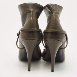 Pre Owned Chanel Green/Black Leather May Jane Pumps Size 38.5