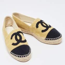 Pre Owned Chanel Gold/Black Glitter Fabric CC Espadrille Flats Size 38