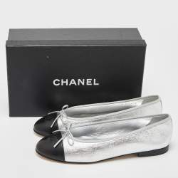 Chanel Metallic Silver/Black Leather CC Bow Cap Toe Ballet Flats Size 41.5