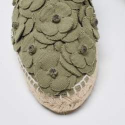 Chanel Olive Green Canvas CC Camellia Espadrille Flats Size 37
