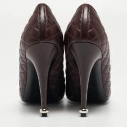 Pre Owned Chanel Burgundy/Navy Blue Quilted Leather CC Cap Toe Pumps Size 38.5