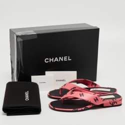 Pre Owned Chanel Pink/Black CC Print Leather Thong Sandals Size 36