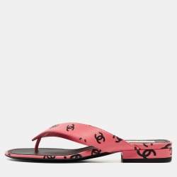 Pre Owned Chanel Pink/Black CC Print Leather Thong Sandals Size 36