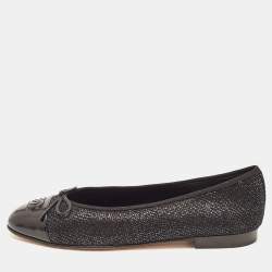 Pre Owned Chanel Black Metallic Suede and Patent Leather CC Cap Toe Bow Ballet Flats Size 42