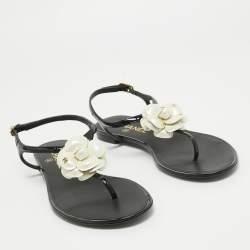 Pre Owned Chanel Black Patent Leather CC Camellia Flat Sandals Size 39.5