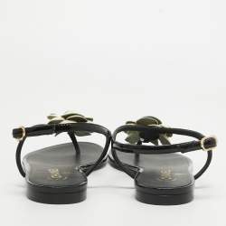 Pre Owned Chanel Black Patent Leather CC Camellia Flat Sandals Size 39.5