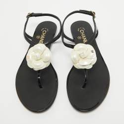 Pre Owned Chanel Black Patent Leather CC Camellia Flat Sandals Size 39.5