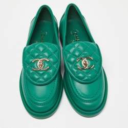Chanel Green Leather CC  Interlocking Loafers Size 37.5