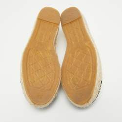 Pre Owned حذاء إسبادريل فلات شانيل كانفاس سي سي ورافية بقصات ليزر بيج/أسود مقاس 39