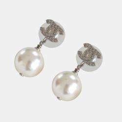Pre Owned Chanel CC Faux Pearl and Crystal Dangle Earrings