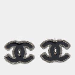 Pre Owned Chanel CC Enamel Silver Tone Earrings